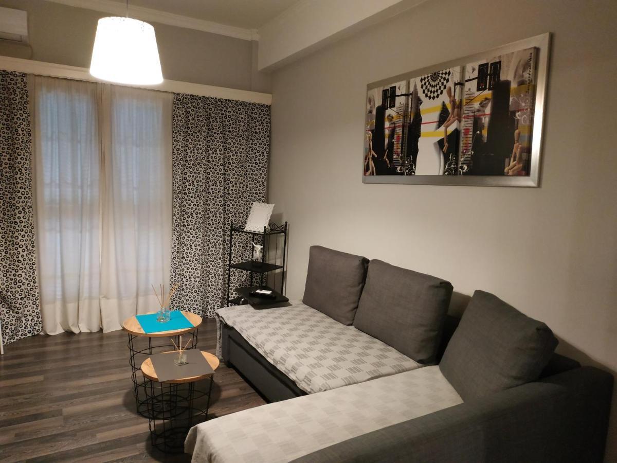 Cozy apartment near Metro station Agia Marina Atene Esterno foto