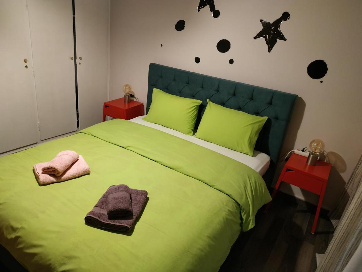 Cozy apartment near Metro station Agia Marina Atene Esterno foto