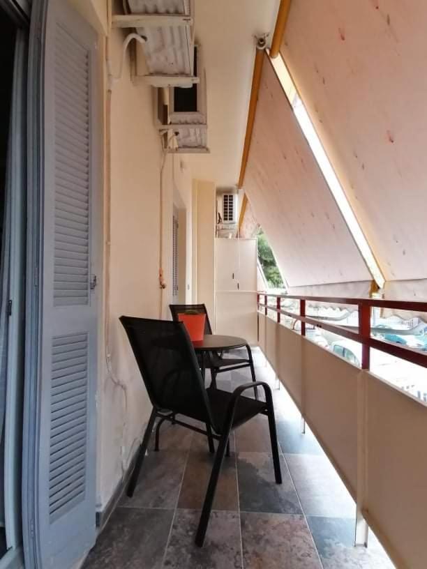 Cozy apartment near Metro station Agia Marina Atene Esterno foto
